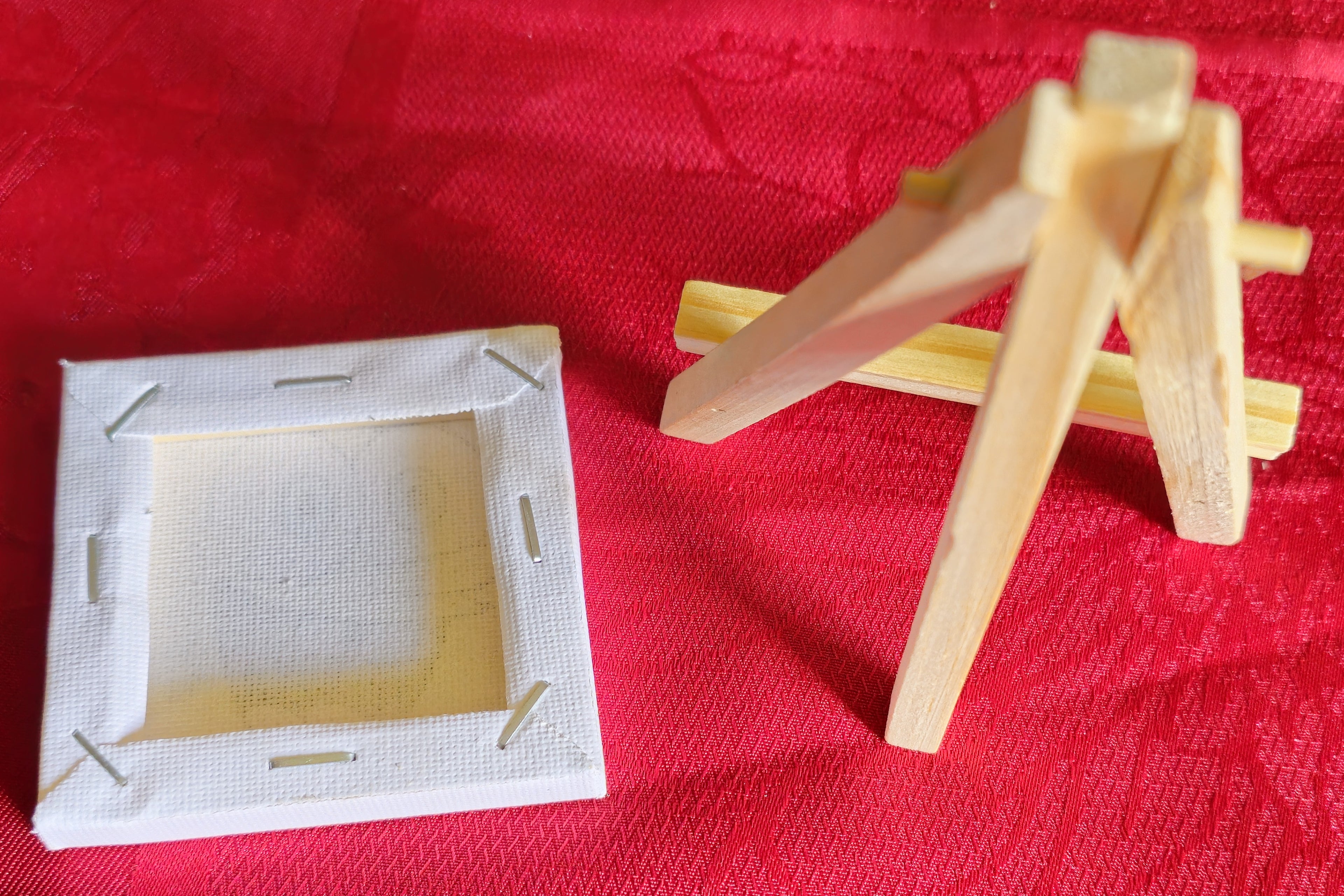 Mini toile "Bob l’éponge" sur chevalet en bois